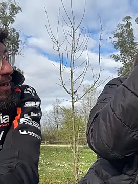 Snapshot of duomagique_off chatting on March 12, 2026, 3:38 pm duomagique off online show from March 12, 2026, 3:38 pm