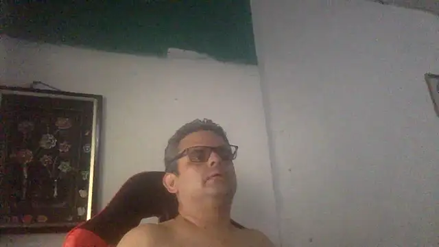 Snapshot of Katracho6969 chatting on April 1, 2026, 9:56 pm Katracho6969 online show from April 1, 2026, 9:56 pm