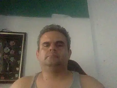 Snapshot of Katracho6969 chatting on February 18, 2026, 10:17 pm Katracho6969 online show from February 18, 2026, 10:17 pm