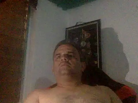 Snapshot of Katracho6969 chatting on March 10, 2026, 12:36 am Katracho6969 online show from March 10, 2026, 12:36 am