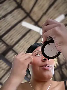 Elahia  marquez online show from February 2, 2026, 4:39 pm