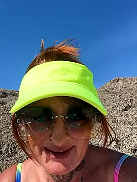 Snapshot of IrishmilfAnna chatting on October 23, 2025, 11:31 am IrishmilfAnna online show from October 23, 2025, 11:31 am