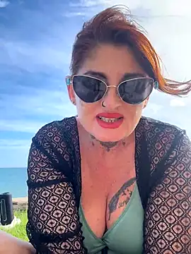 Snapshot of IrishmilfAnna chatting on September 24, 2025, 2:56 pm IrishmilfAnna online show from September 24, 2025, 2:56 pm