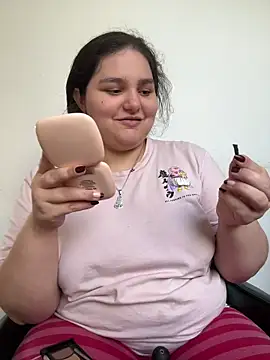 Snapshot of PortuPAWG chatting on February 14, 2026, 10:10 pm PortuPAWG online show from February 14, 2026, 10:10 pm