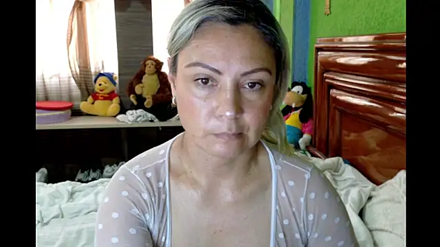  Charlize theron  online show from February 26, 2026, 8:09 pm