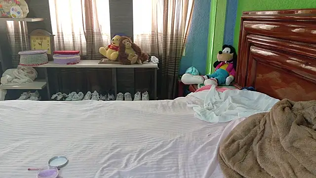 Snapshot of _Charlize_theron_ chatting on July 2, 2026, 7:20 pm Charlize theron online show from July 2, 2026, 7:20 pm