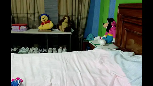 Snapshot of _Charlize_theron_ chatting on June 11, 2026, 12:32 am Charlize theron online show from June 11, 2026, 12:32 am