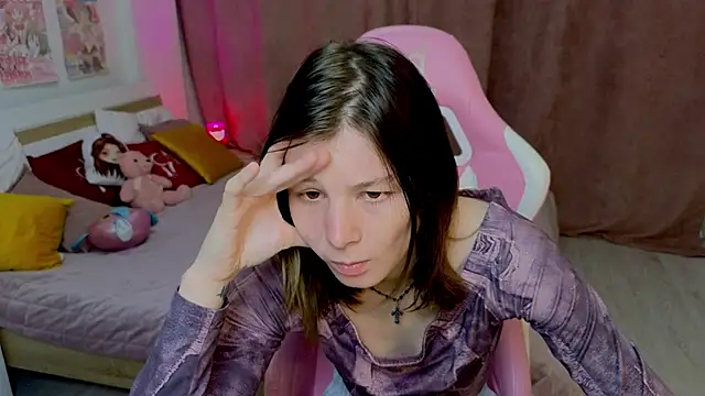 EllinEverly online show from July 8, 2026, 9:59 pm