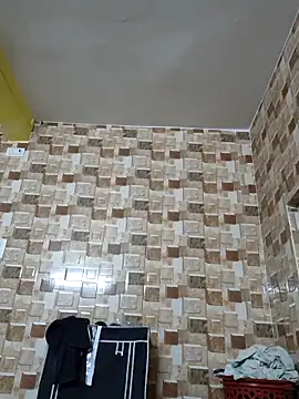 QUEEN-ADITI online show from September 24, 2025, 2:45 pm