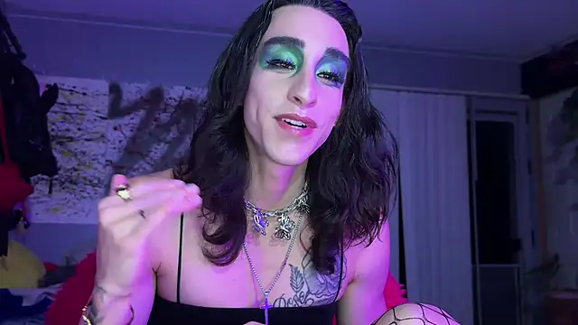 xoFrankie online show from September 25, 2025, 5:13 am