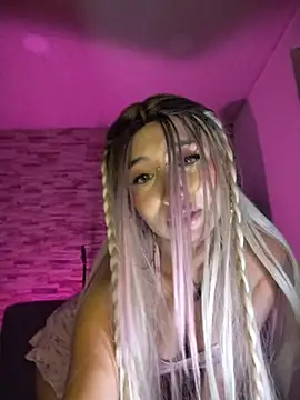 Ella rr online show from April 28, 2026, 2:49 am
