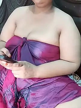Tanisha-Chy online show from July 30, 2026, 4:44 am