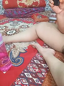 Tanisha-Chy online show from July 25, 2026, 6:25 pm
