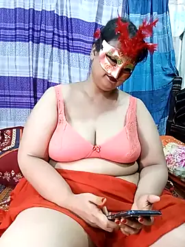 Tanisha-Chy online show from June 5, 2026, 6:02 pm
