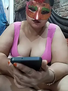 Tanisha-Chy online show from June 21, 2026, 5:52 pm