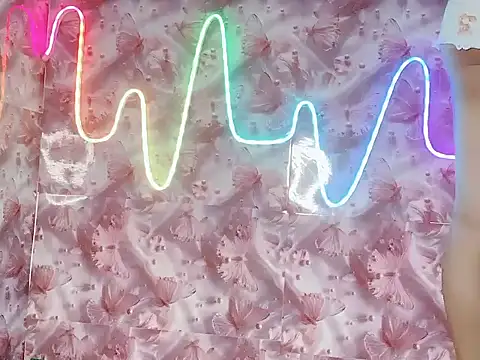 Miumiu028 online show from September 18, 2025, 2:03 am