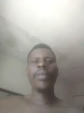 Snapshot of FANTASYROOM23 chatting on September 29, 2025, 10:44 am FANTASYROOM23 online show from September 29, 2025, 10:44 am