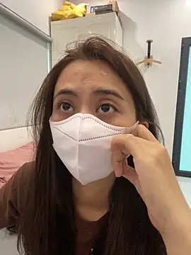 Mochi21 online show from October 15, 2025, 4:33 am