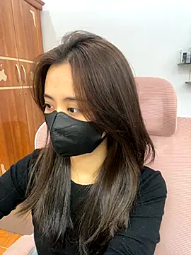 Mochi21 online show from November 24, 2025, 3:50 am