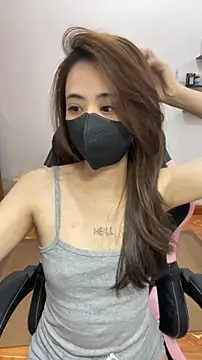 Mochi21 online show from March 6, 2026, 2:23 pm