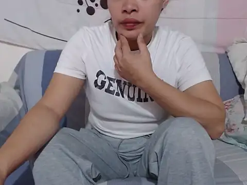 Hotbhebs online show from October 27, 2025, 8:15 am