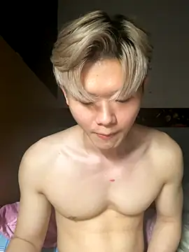 Snapshot of zachlee_69 chatting on November 22, 2025, 9:46 pm zachlee 69 online show from November 22, 2025, 9:46 pm