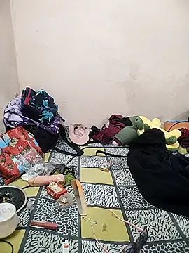 meenu bhabhi547 online show from November 10, 2025, 4:50 am