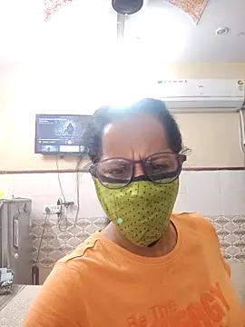 meenu bhabhi547 online show from October 25, 2025, 2:00 am