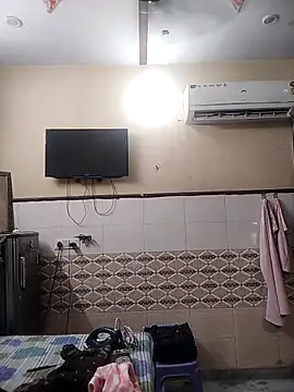 meenu bhabhi547 online show from April 21, 2026, 2:03 am