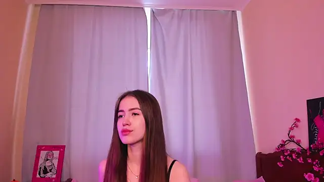 Chloeee4200 online show from June 29, 2026, 12:16 pm