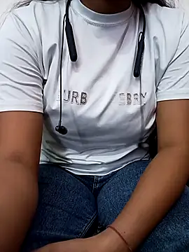 Rekha 89 online show from November 23, 2025, 3:27 am