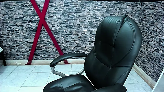 maxthomson boy online show from October 4, 2025, 8:05 am