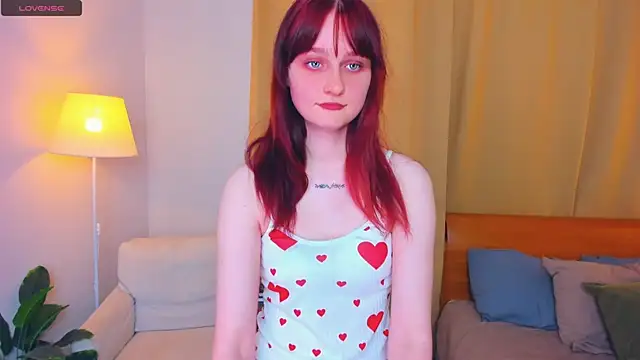 KatyKufel online show from October 17, 2025, 7:26 pm