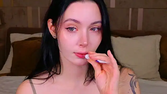 Goldy Stark online show from September 27, 2025, 8:37 pm