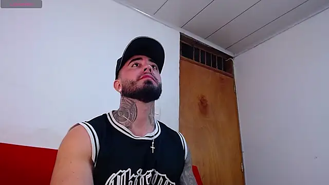 tommyblessd1 online show from April 23, 2026, 6:42 am