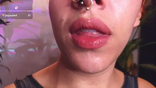 bri von dhara   online show from February 15, 2026, 12:44 am