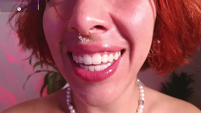 bri von dhara   online show from April 30, 2026, 7:32 pm