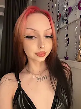 Snapshot of Lina_Thornton_ chatting on February 26, 2026, 7:47 pm Lina Thornton online show from February 26, 2026, 7:47 pm