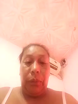 Naomi-Mature online show from November 18, 2025, 8:17 am