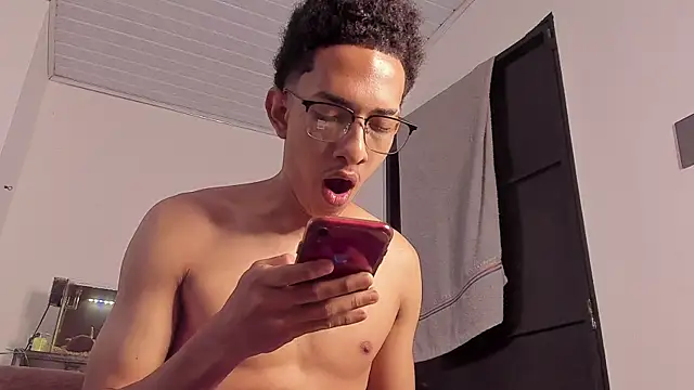 Cj davis  online show from December 3, 2025, 1:54 pm