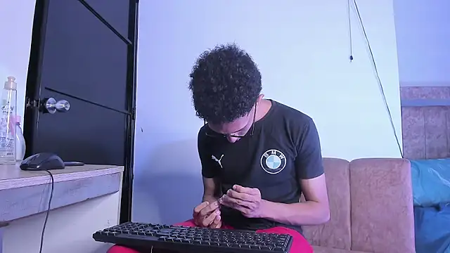 Cj davis  online show from October 10, 2025, 2:56 am