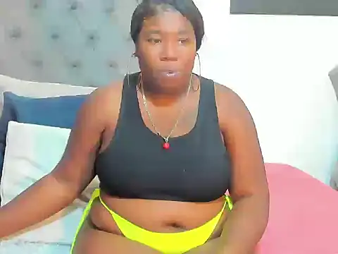 nahiroby ebony online show from March 25, 2026, 6:07 pm