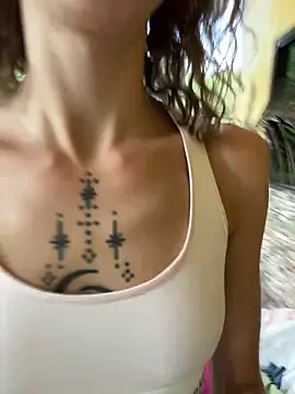 Snapshot of __grace__ chatting on February 14, 2026, 9:20 am grace online show from February 14, 2026, 9:20 am