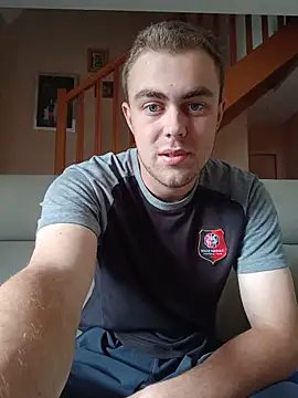 Aymeric35000 online show from May 14, 2026, 1:08 pm