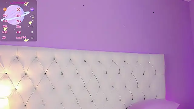 DaniielaV online show from February 13, 2026, 1:11 pm