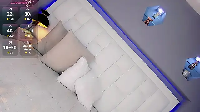 DaniielaV online show from March 15, 2026, 9:11 pm