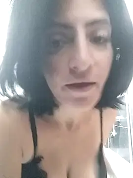 Gecenin Kralicesi online show from January 9, 2026, 7:15 am