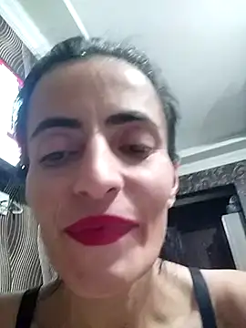 Gecenin Kralicesi online show from November 27, 2025, 6:19 pm