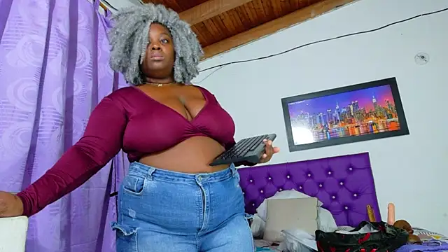 ebony NeighborMoans online show from July 3, 2026, 3:13 am