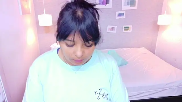fat naughtyass online show from June 15, 2026, 12:27 pm